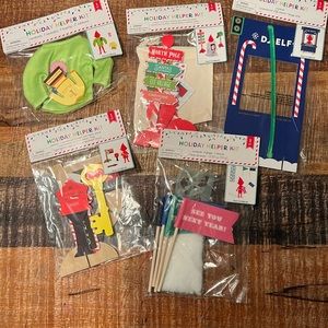5 Holiday Helper Elf on Shelf Props/Costumes